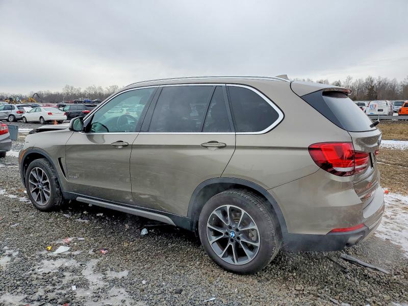 Photo 2 from auction – 2017 BMW X5 XDRIVE3 with VIN 5UXKR0C31H0V81135