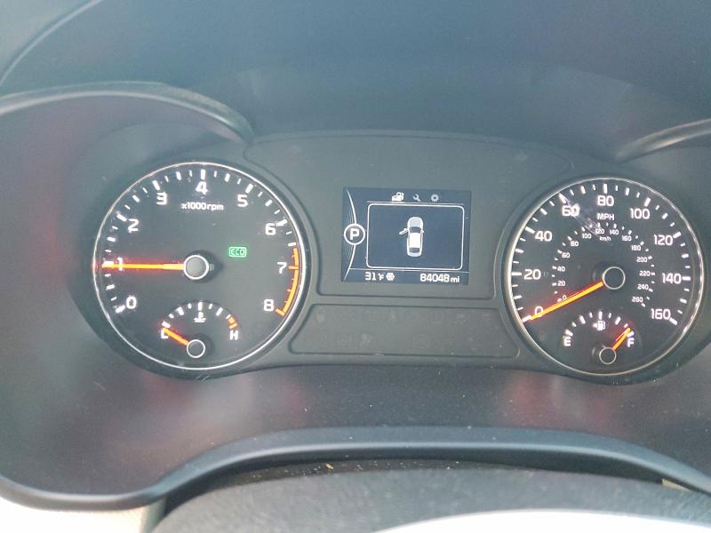 Photo 9 from auction – 2016 KIA OPTIMA EX with VIN 5XXGU4L39GG095019
