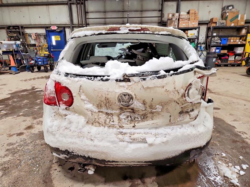 Photo 6 from auction – 2009 VOLKSWAGEN RABBIT with VIN WVWDA71K29W146174