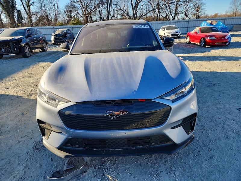 Photo 5 from auction – 2022 FORD MUSTANG MA with VIN 3FMTK4SE8NMA07592