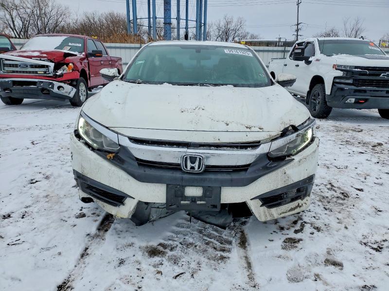Photo 5 from auction – 2016 HONDA CIVIC with VIN 2HGFC2F59GH522181