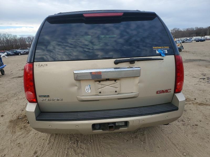 Photo 6 from auction – 2009 GMC YUKON with VIN 1GKFC33089R303846