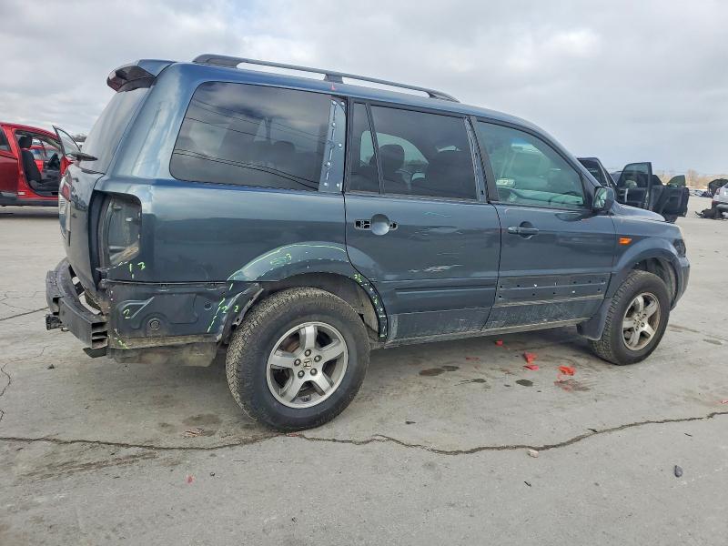 Photo 3 from auction – 2006 HONDA PILOT EX with VIN 5FNYF28556B031672