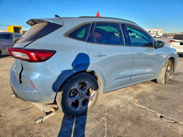 Photo 3 from auction – 2023 FORD ESCAPE with VIN 1FMCU0MN5PUB14257