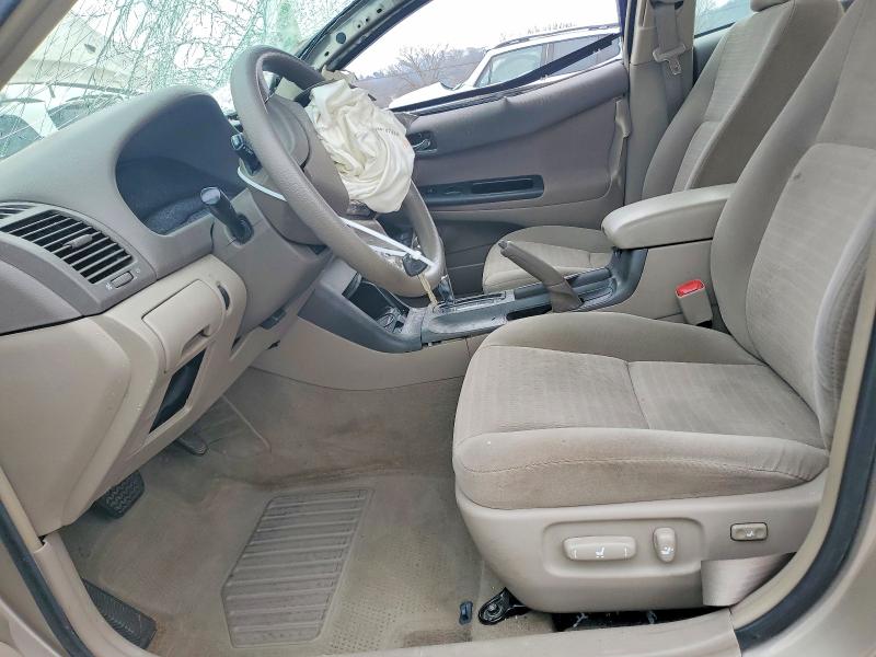 Photo 7 from auction – 2005 TOYOTA CAMRY LE with VIN 4T1BE32K65U506065