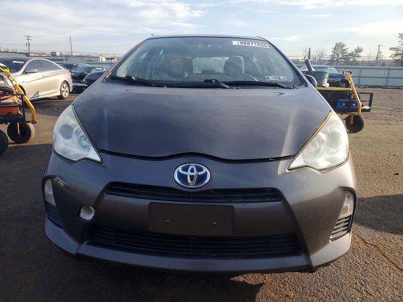 Photo 5 from auction – 2012 TOYOTA PRIUS C with VIN JTDKDTB32C1509530