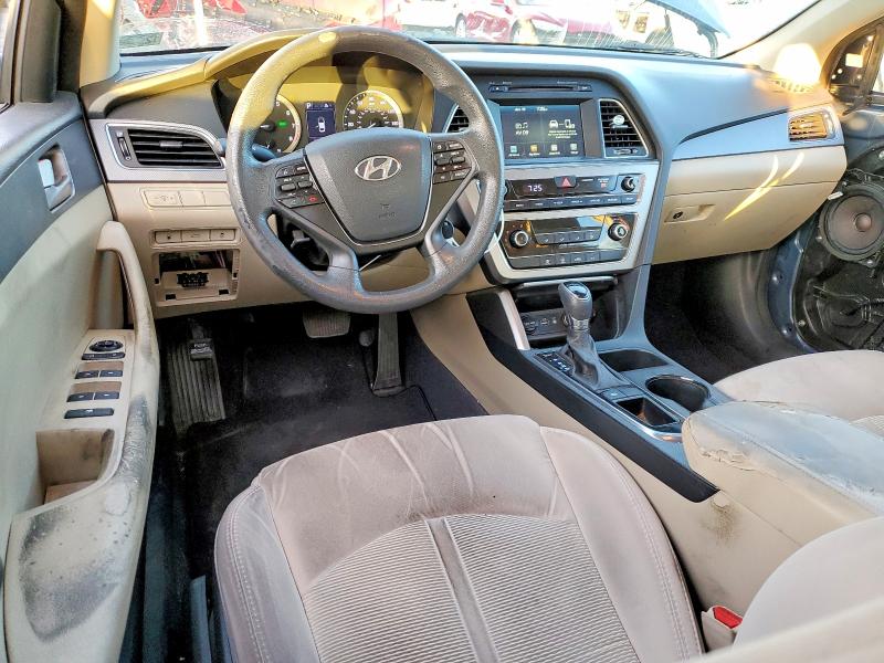 Photo 8 from auction – 2016 HYUNDAI SONATA SE with VIN 5NPE24AF5GH298522