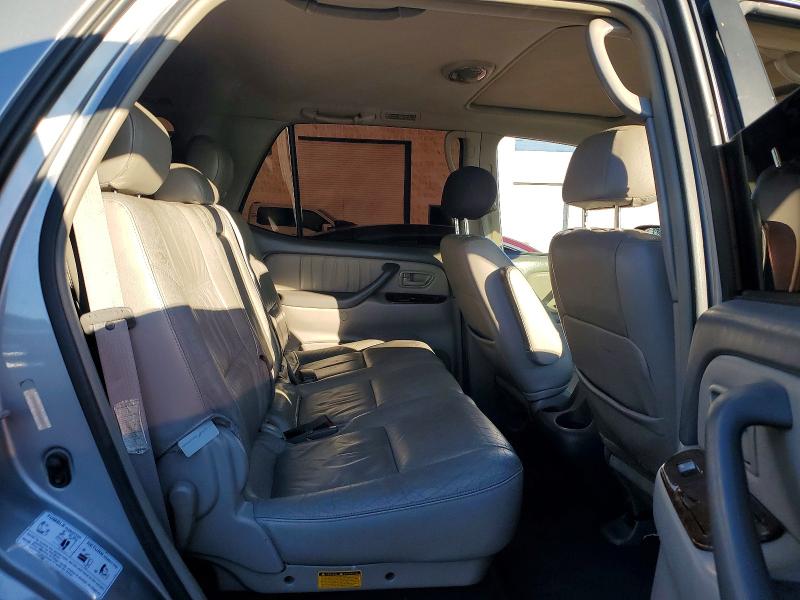 Photo 11 from auction – 2004 TOYOTA SEQUOIA LI with VIN 5TDBT48A74S220551
