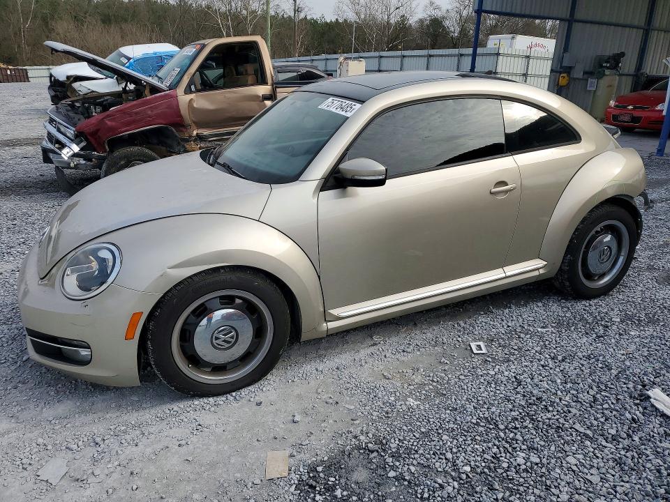 VOLKSWAGEN BEETLE 2012 with VIN 3VWJP7AT6CM665792 - Photo from auction