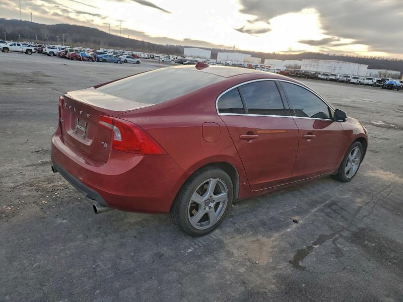 Photo 3 from auction – 2013 VOLVO S60 T5 with VIN YV1612FS7D1231175