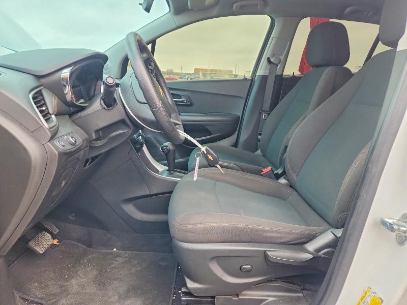 Photo 7 from auction – 2020 CHEVROLET TRAX with VIN KL7CJKSB8LB019566
