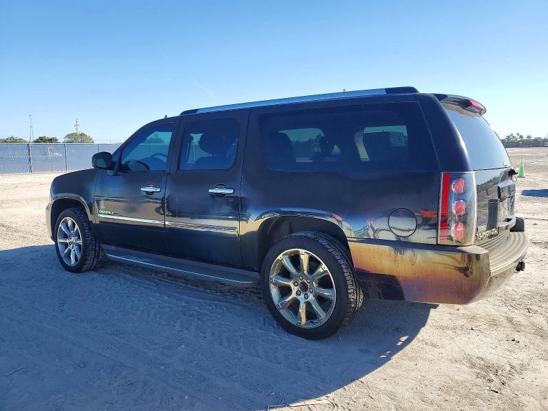 Photo 2 from auction – 2011 GMC YUKON XL with VIN 1GKS1MEF2BR121027