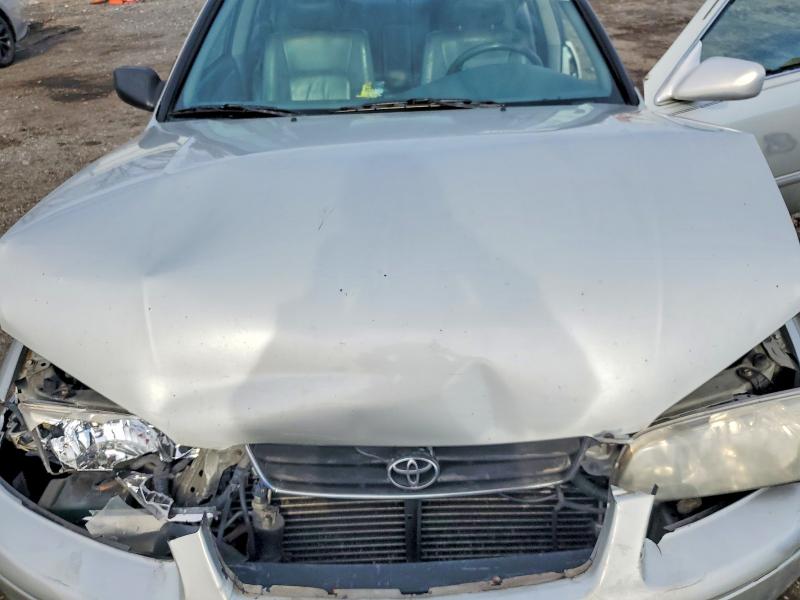 Photo 11 from auction – 2001 TOYOTA CAMRY LE with VIN 4T1BF28K61U115457