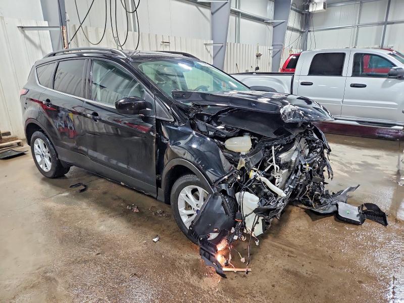 Photo 4 from auction – 2017 FORD ESCAPE SE with VIN 1FMCU9GD5HUD52182