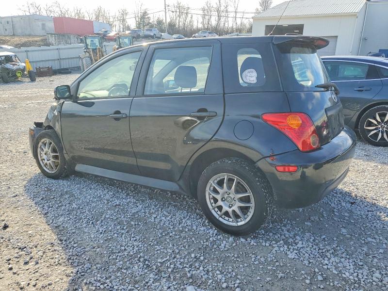 Photo 2 from auction – 2005 TOYOTA SCION XA with VIN JTKKT624750081954