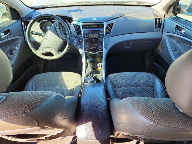 Photo 8 from auction – 2013 HYUNDAI SONATA SE with VIN 5NPEC4AC2DH618006