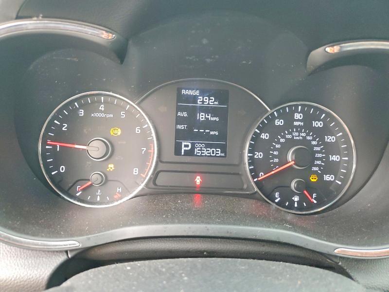 Photo 9 from auction – 2016 KIA FORTE LX with VIN KNAFX4A65G5564737