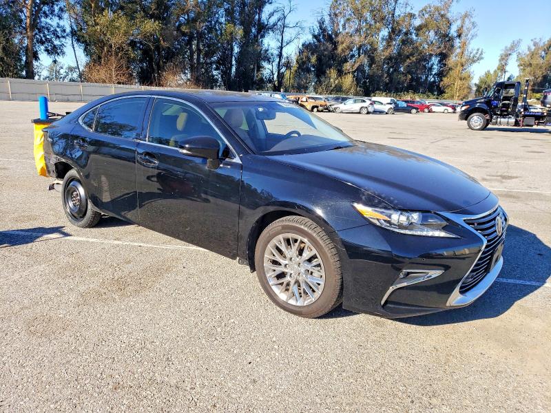 Photo 4 from auction – 2016 LEXUS ES 350 with VIN JTHBK1GG4G2235770