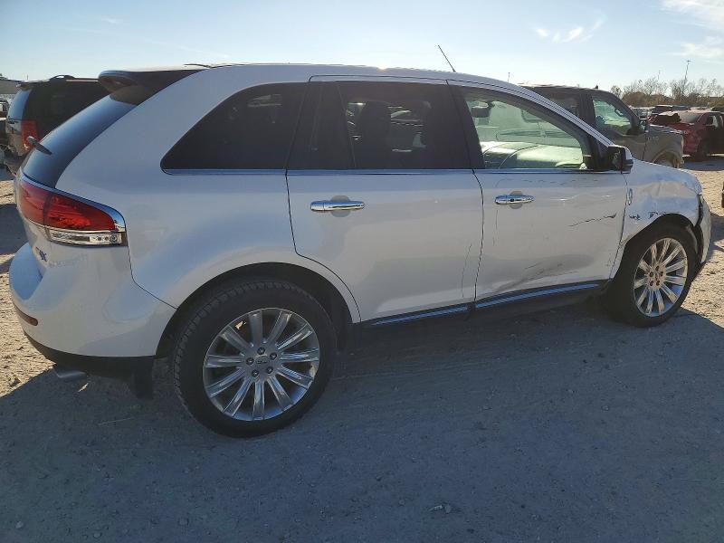 Photo 3 from auction – 2012 LINCOLN MKX with VIN 2LMDJ6JK8CBL12653