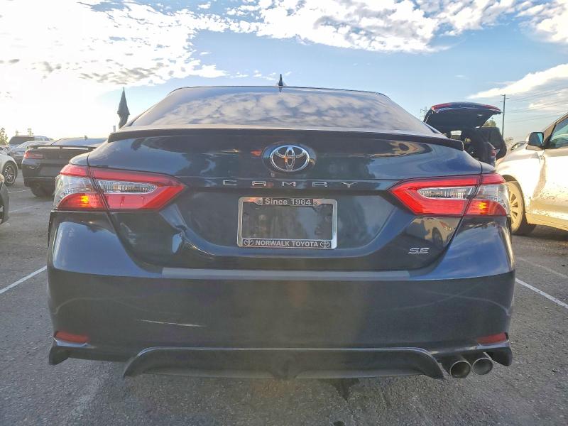 Photo 6 from auction – 2019 TOYOTA CAMRY with VIN 4T1B11HK4KU787074