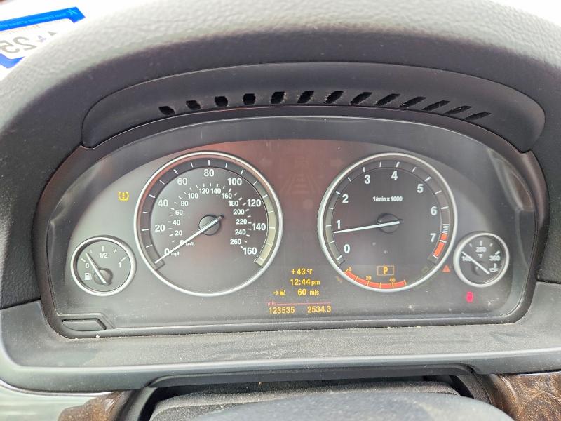 Photo 9 from auction – 2011 BMW 550 I with VIN WBAFR9C5XBC617609