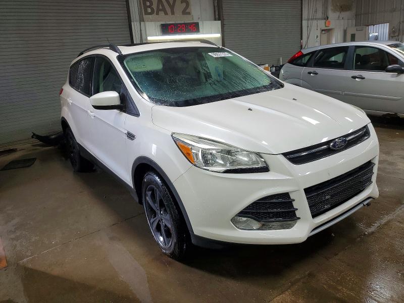 Photo 4 from auction – 2014 FORD ESCAPE SE with VIN 1FMCU9GX7EUA29001
