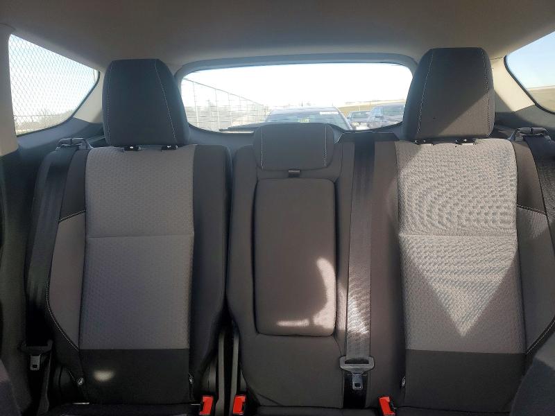 Photo 10 from auction – 2017 FORD ESCAPE SE with VIN 1FMCU0GD3HUF05198