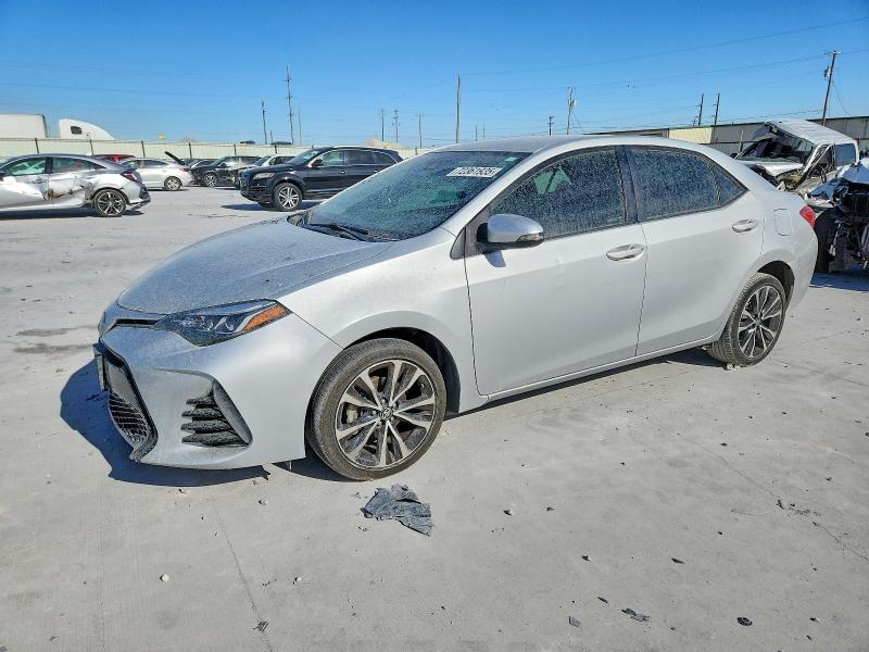 TOYOTA COROLLA L 2017 z numerem VIN 5YFBURHE8HP655123 - Zdjęcie z aukcji