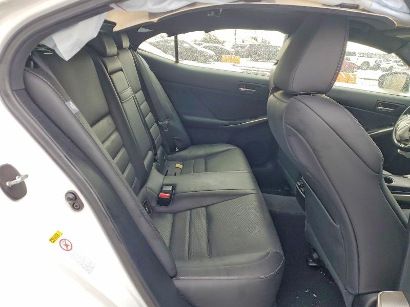 Photo 10 from auction – 2016 LEXUS IS 300 with VIN JTHCM1D24G5010691