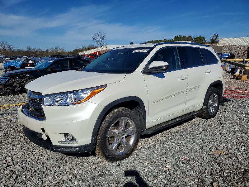 TOYOTA HIGHLANDER 2015 with VIN 5TDYKRFH4FS055667 - Photo from auction