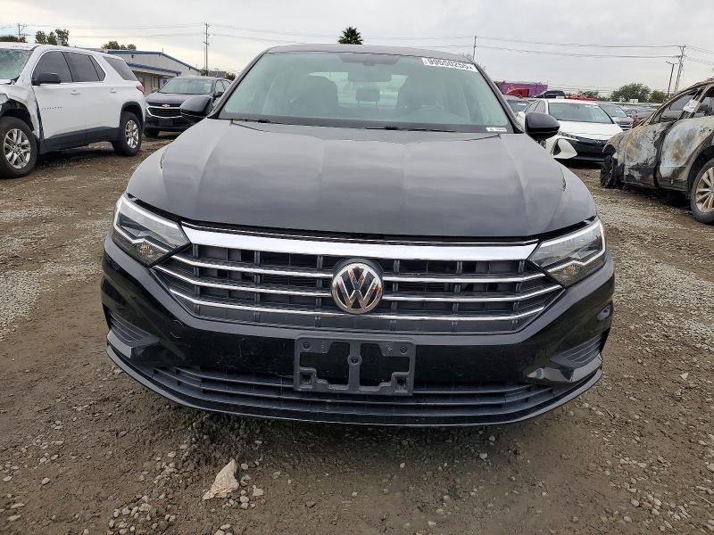 Photo 5 from auction – 2020 VOLKSWAGEN JETTA S with VIN 3VWC57BU2LM091701