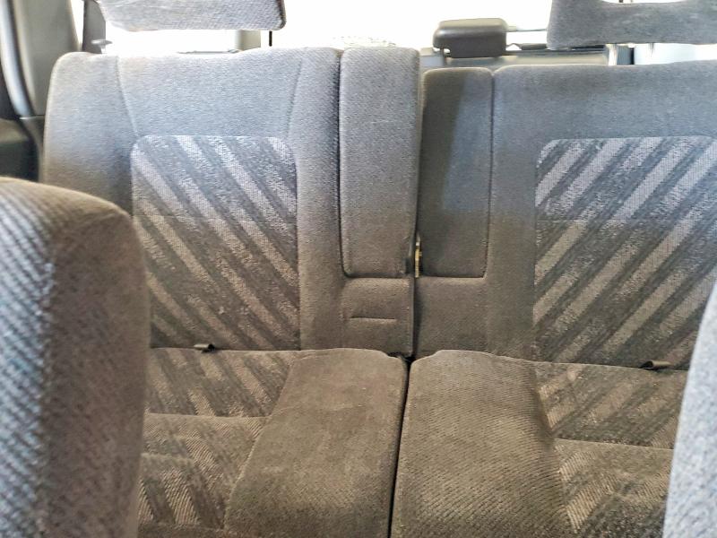 Photo 10 from auction – 2000 HONDA CR-V EX with VIN JHLRD186XYC030839