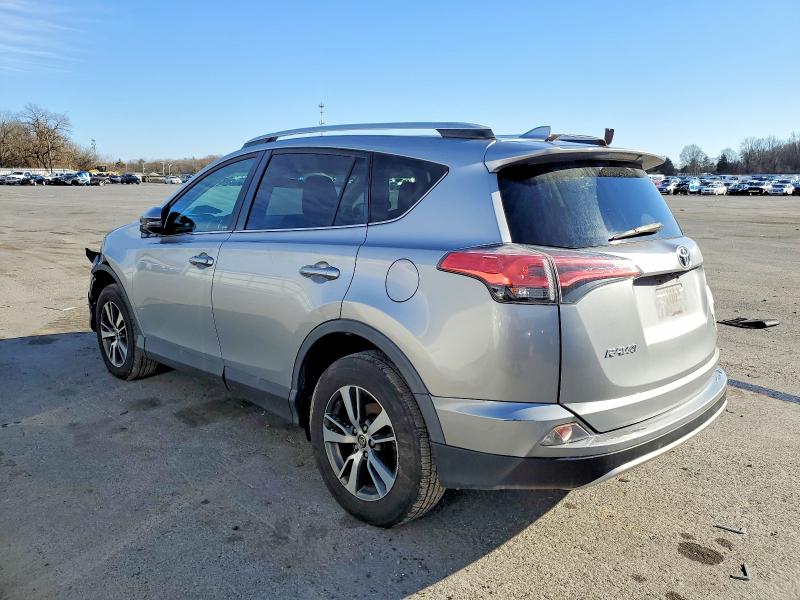 Photo 2 from auction – 2016 TOYOTA RAV4 XLE with VIN 2T3RFREV0GW470467
