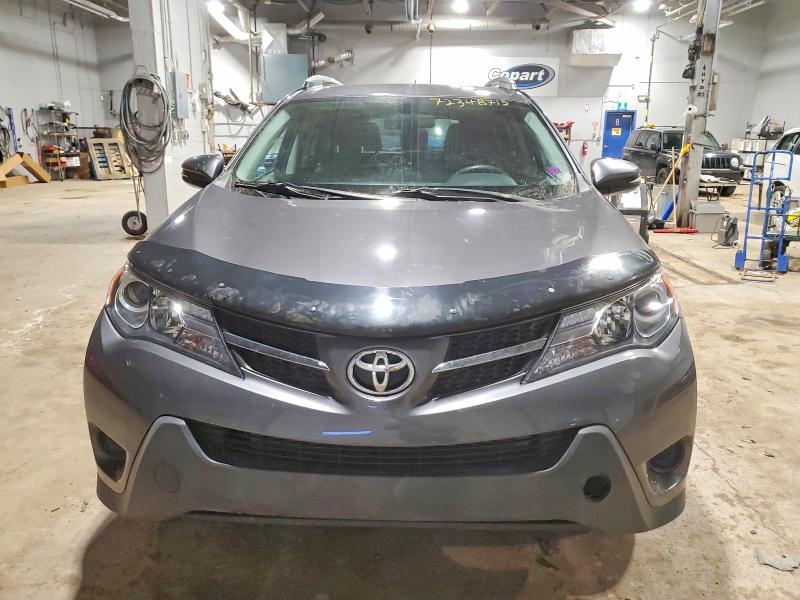 Photo 5 from auction – 2015 TOYOTA RAV4 with VIN 2T3BFREV1FW355926