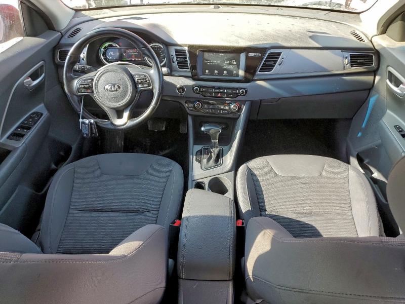Фото 8 с аукциона – 2017 KIA NIRO FE с VIN KNDCB3LC5H5102312