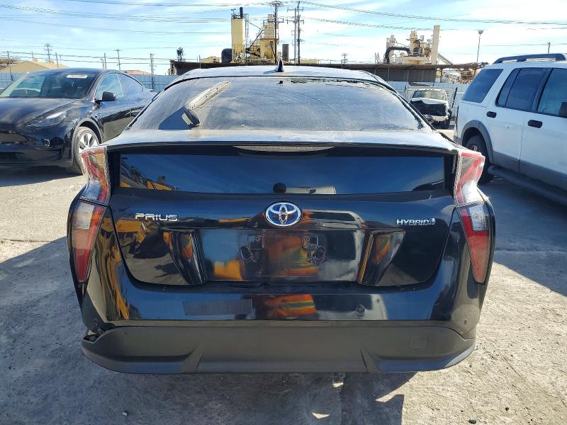 Photo 6 from auction – 2018 TOYOTA PRIUS with VIN JTDKARFU3J3550300