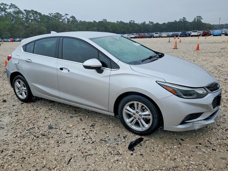Photo 4 from auction – 2018 CHEVROLET CRUZE LT with VIN 3G1BE6SM3JS563334
