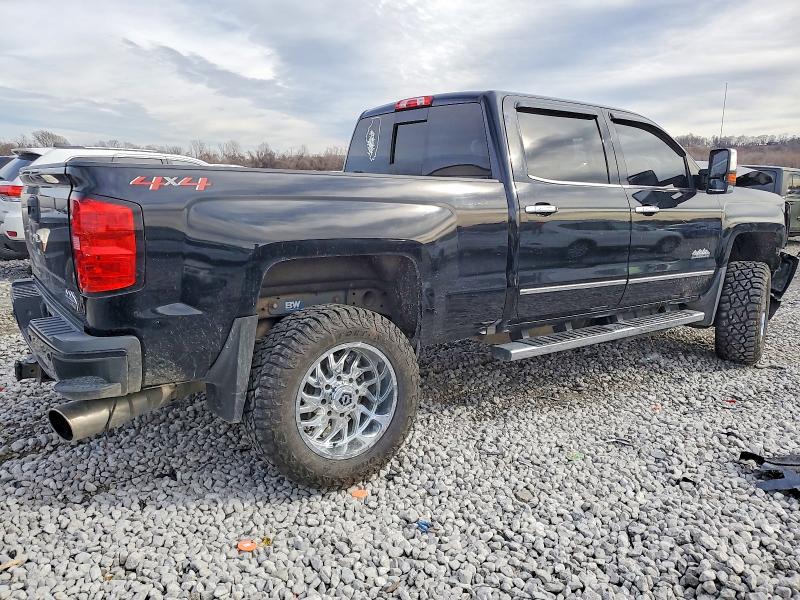 Photo 3 from auction – 2018 CHEVROLET SILVERADO with VIN 1GC1KXEY6JF240772