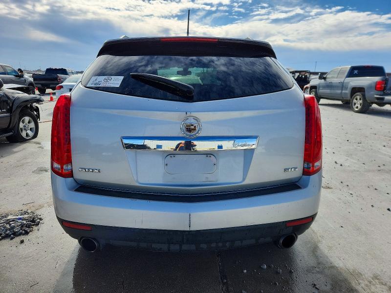 Photo 6 from auction – 2015 CADILLAC SRX with VIN 3GYFNAE39FS640465