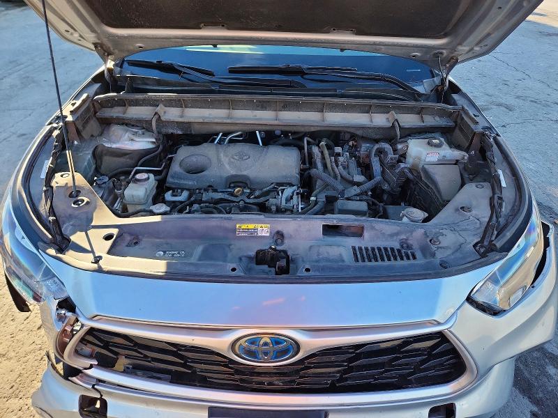 Photo 12 from auction – 2020 TOYOTA HIGHLANDER with VIN 5TDZARAH2LS502961