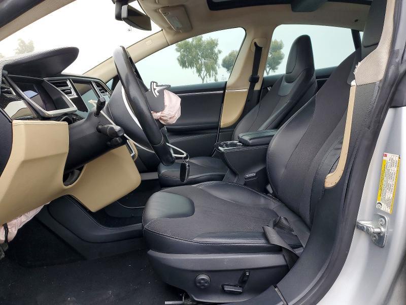 Photo 7 from auction – 2014 TESLA MODEL S with VIN 5YJSA1S17EFP33222