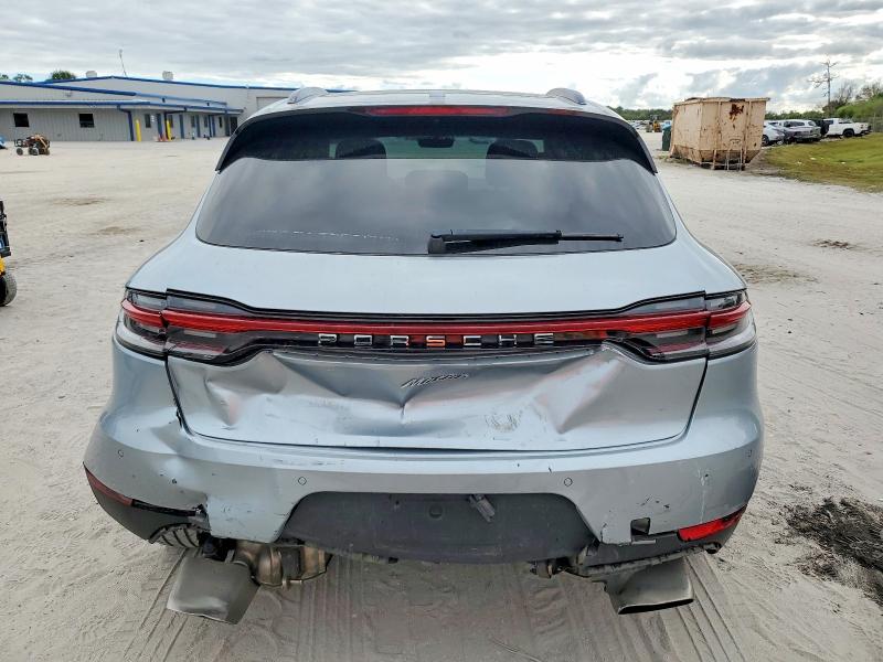 Photo 6 from auction – 2019 PORSCHE MACAN with VIN WP1AA2A56KLB04628