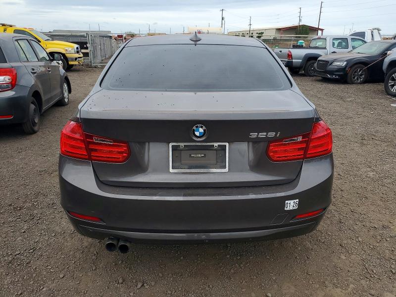 Photo 6 from auction – 2013 BMW 328 with VIN WBA3A5C58DF600263