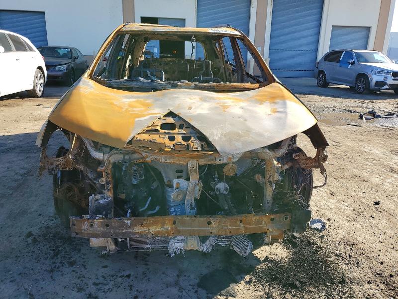 Photo 5 from auction – 2018 TOYOTA RAV4 LIMIT with VIN JTMYFREV7JD111147