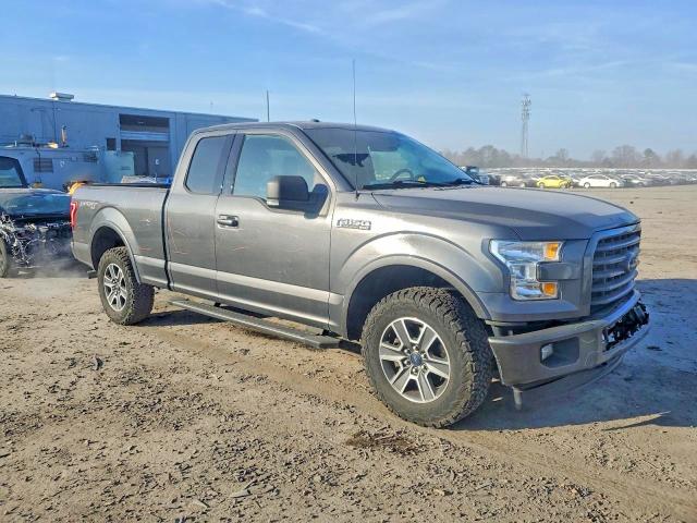 Photo 4 from auction – 2017 FORD F150 SUPER with VIN 1FTFX1EF4HFB49738