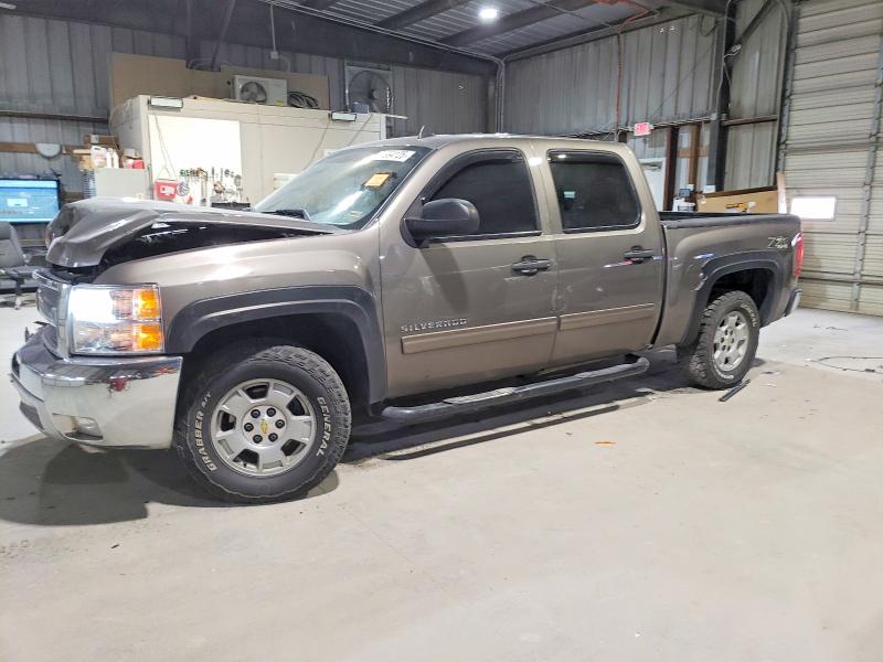 CHEVROLET SILVERADO 2013 with VIN 3GCPKSE74DG155355 - Photo from auction