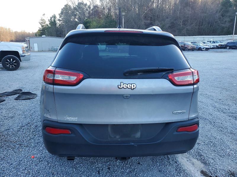 Photo 6 from auction – 2018 JEEP CHEROKEE with VIN 1C4PJLLBXJD540153