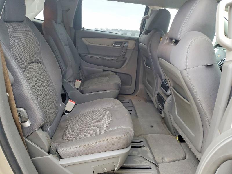 Photo 10 from auction – 2015 CHEVROLET TRAVERSE L with VIN 1GNKRGKD3FJ217317