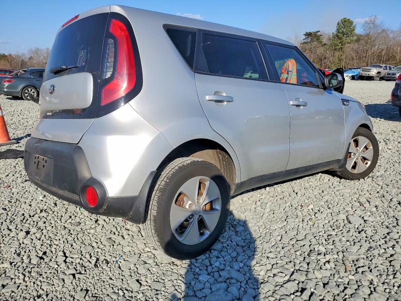 Photo 3 from auction – 2014 KIA SOUL with VIN KNDJN2A25E7728493