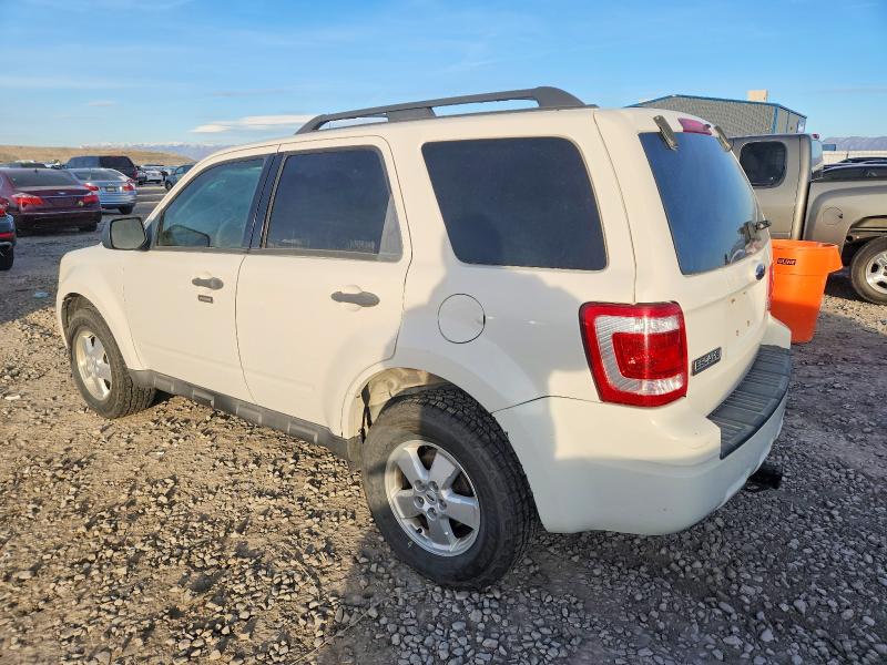 Photo 2 from auction – 2009 FORD ESCAPE XLT with VIN 1FMCU93G59KA65101